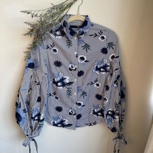 💕3 for $25💕 Balloon sleeve button shirt